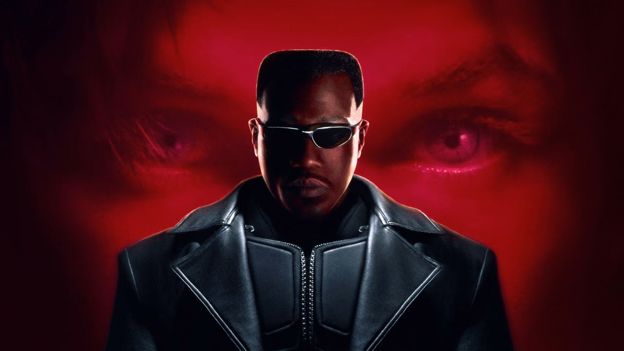 Blade banner